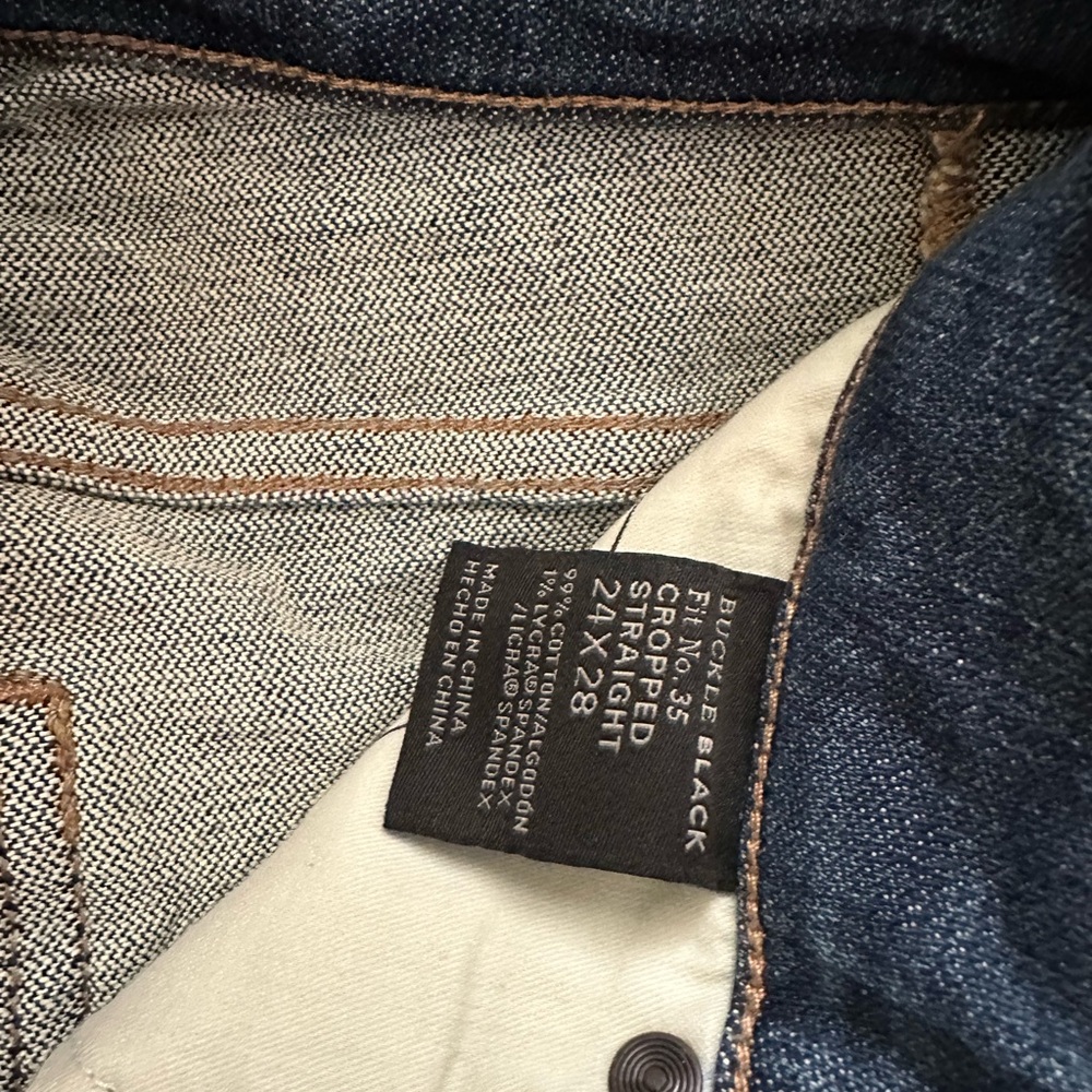 Buckle Black Cropped Straight